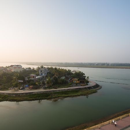 Royal Riverside Hoi An Hotel & Spa Exterior foto