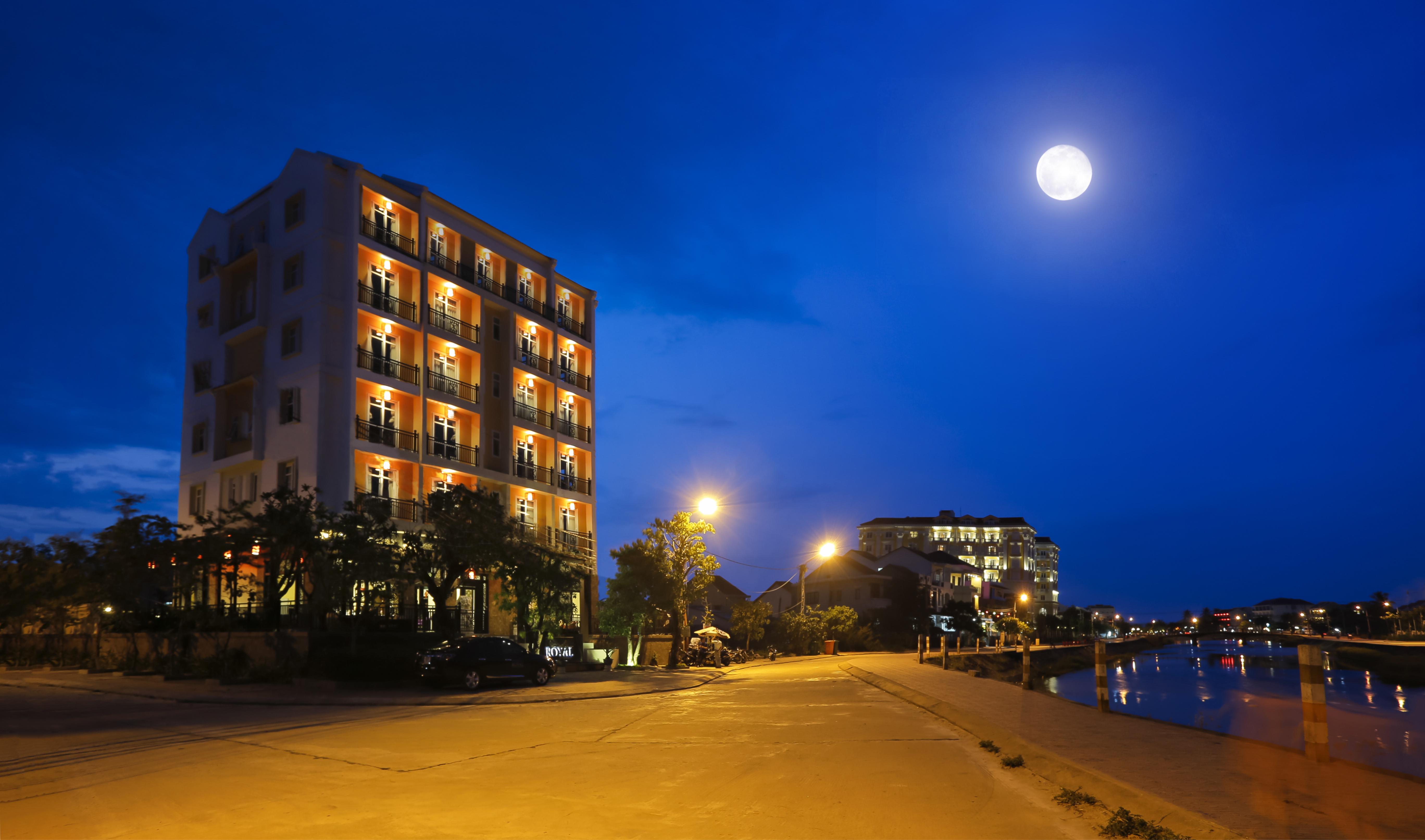 Royal Riverside Hoi An Hotel & Spa Exterior foto