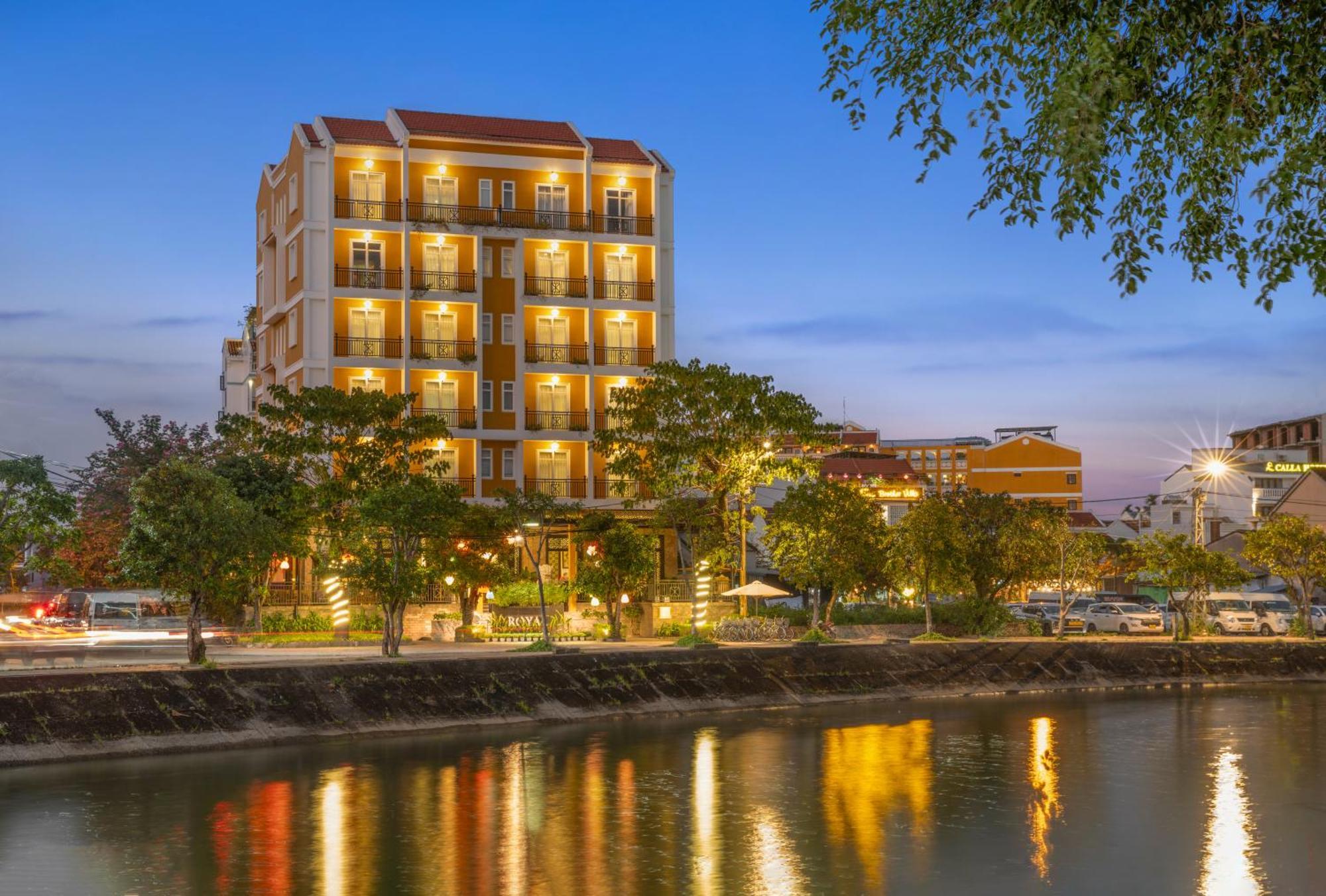 Royal Riverside Hoi An Hotel & Spa Exterior foto